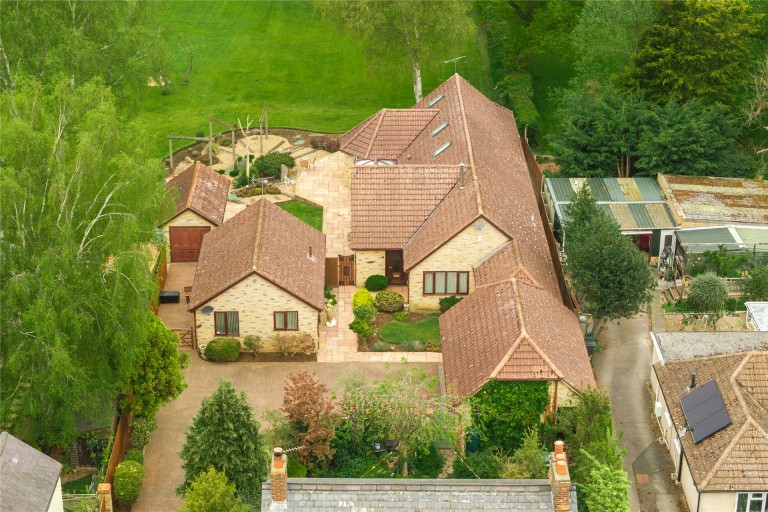 Images for Ampthill Road, Shefford, SG17