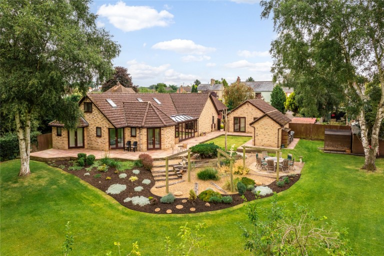 Images for Ampthill Road, Shefford, SG17