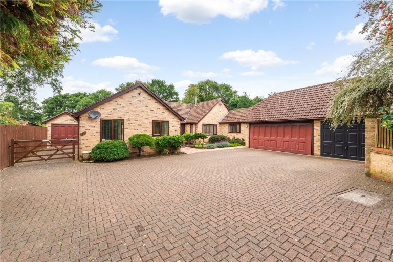 Images for Ampthill Road, Shefford, SG17