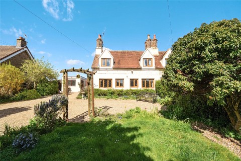 Click the photo for more details of Bedford Road, Stagsden, MK43