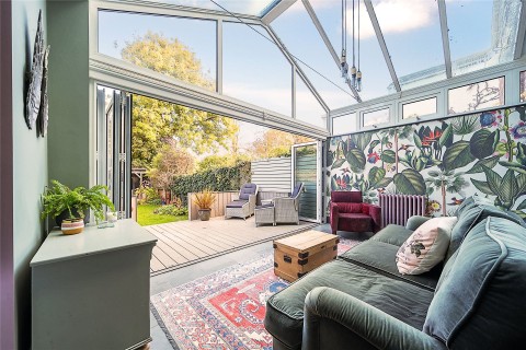 Click the photo for more details of Glebe Road, Bedford, MK40