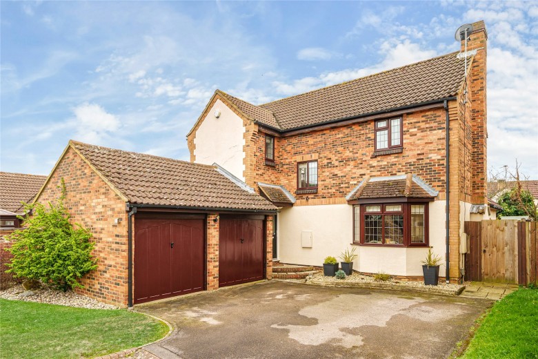 Click the photo for more details of Vicarage Lane, Wilstead, MK45