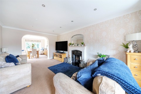 Click the photo for more details of Vicarage Lane, Wilstead, MK45