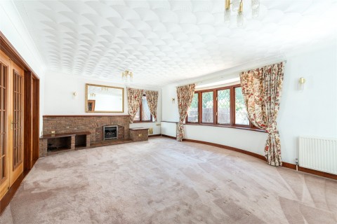 Click the photo for more details of Ampthill Road, Silsoe, MK45
