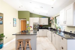 Images for Top End, Renhold, MK41