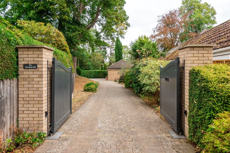 Images for Windmill Hill, Biddenham, MK40