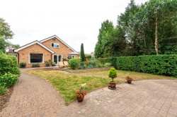 Images for Windmill Hill, Biddenham, MK40