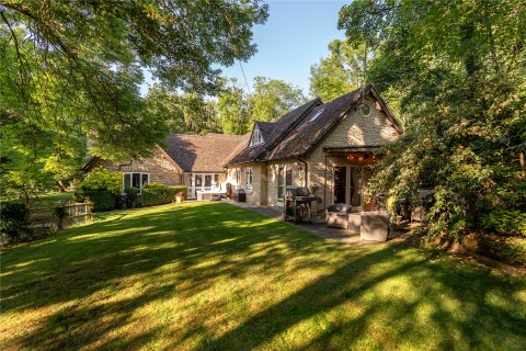 Click the photo for more details of Lilford, Peterborough, PE8