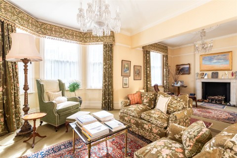 Click the photo for more details of Bushmead Avenue, Bedford, MK40