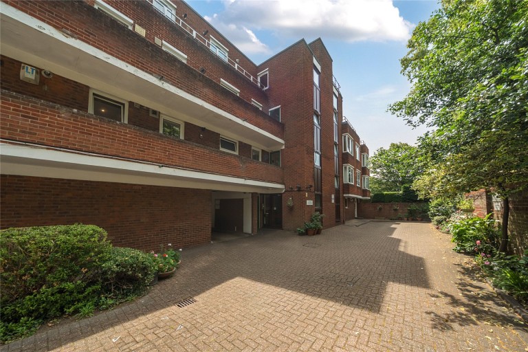 Images for De Parys Avenue, Bedford, MK40