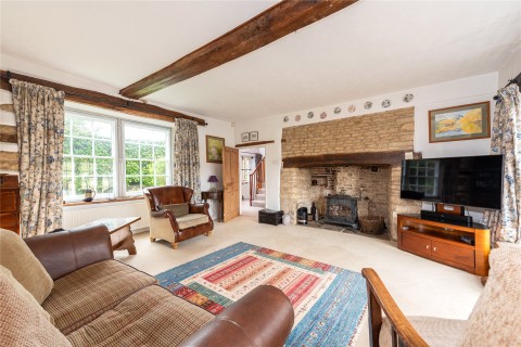 Click the photo for more details of Manor Lane, Wymington, NN10