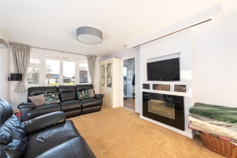 Click the photo for more details of Aldens Mead, Bedford, MK41