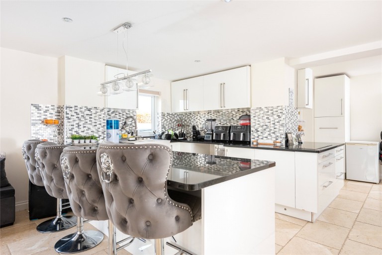 Images for Thorncote Green, Hatch, SG19