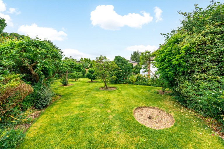 Images for The Close, Great Barford, MK44