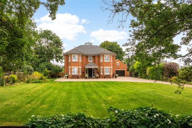 Click the photo for more details of Bedford Road, Pavenham, MK43