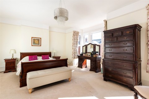 Click the photo for more details of Cornwall Road, Bedford, MK40