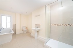 Images for Lansdowne Road, Bedford, MK40
