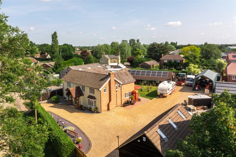 Click the photo for more details of Wood Lane, Willington, MK44