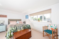 Images for Wood Lane, Willington, MK44
