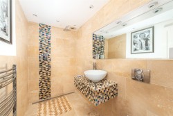 Images for Wood Lane, Willington, MK44