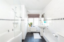 Images for Wood Lane, Willington, MK44