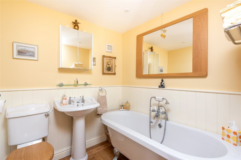 Images for Park Road, Moggerhanger, MK44