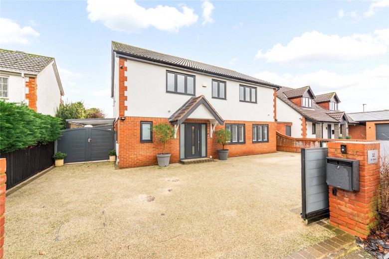 Click the photo for more details of Bedford Road, Wootton, MK43