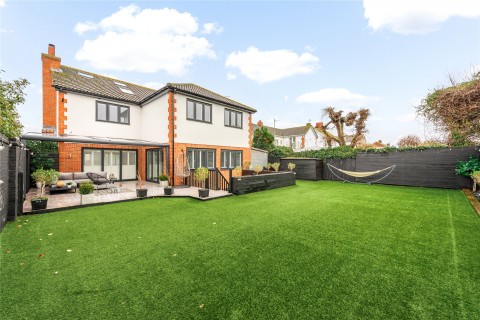 Click the photo for more details of Bedford Road, Wootton, MK43
