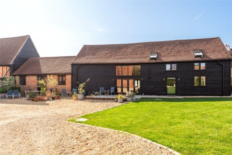 Click the photo for more details of Church End, Renhold, MK41