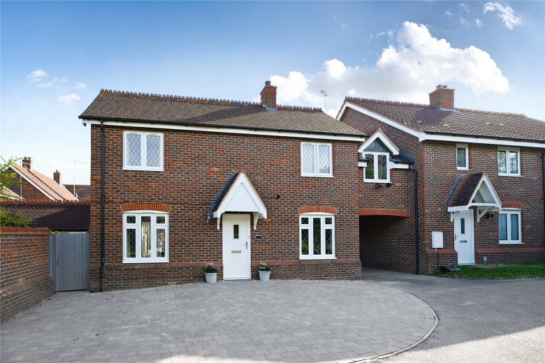 Click the photo for more details of The Furlong, Oakley, MK43