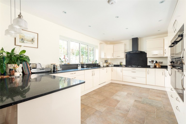 Images for Ison Close, Biddenham, MK40