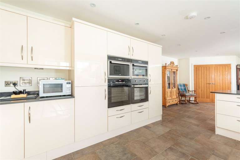 Images for Ison Close, Biddenham, MK40