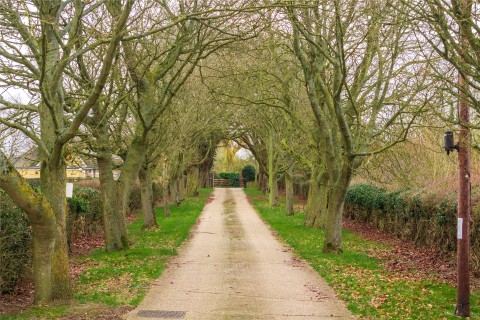 Click the photo for more details of Avenue Lane, Wilden, MK44