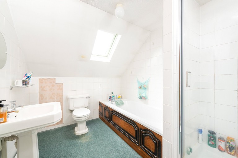 Images for Avenue Lane, Wilden, MK44
