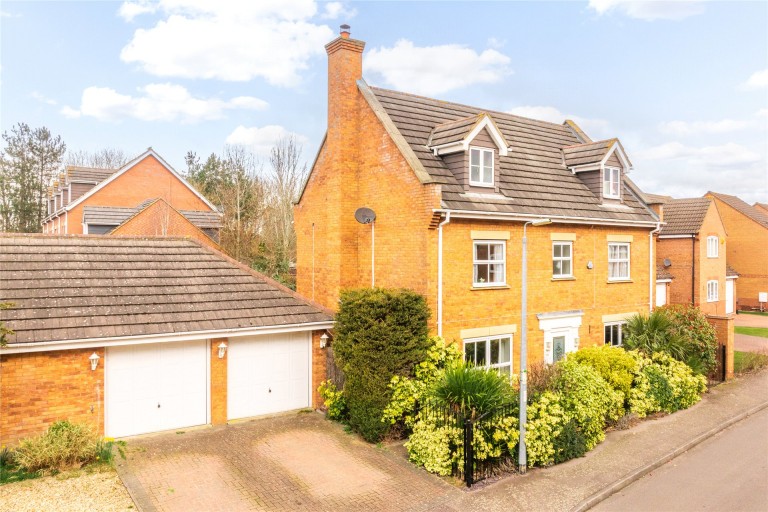 Images for Moat Farm Close, Marston Moretaine, MK43