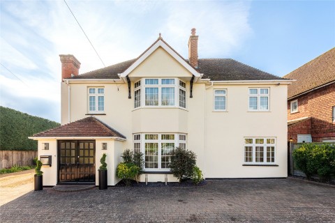 Click the photo for more details of Village Road, Bromham, MK43