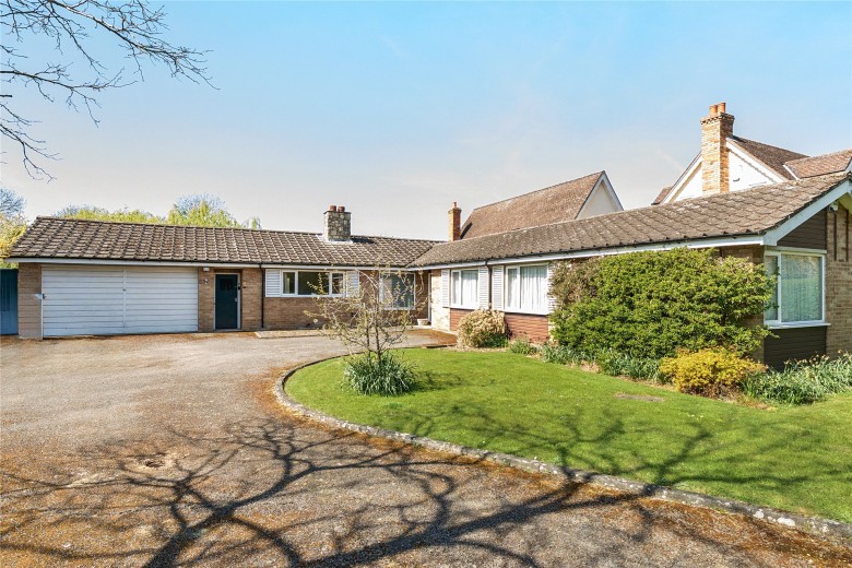 Click the photo for more details of Gold Lane, Biddenham, MK40