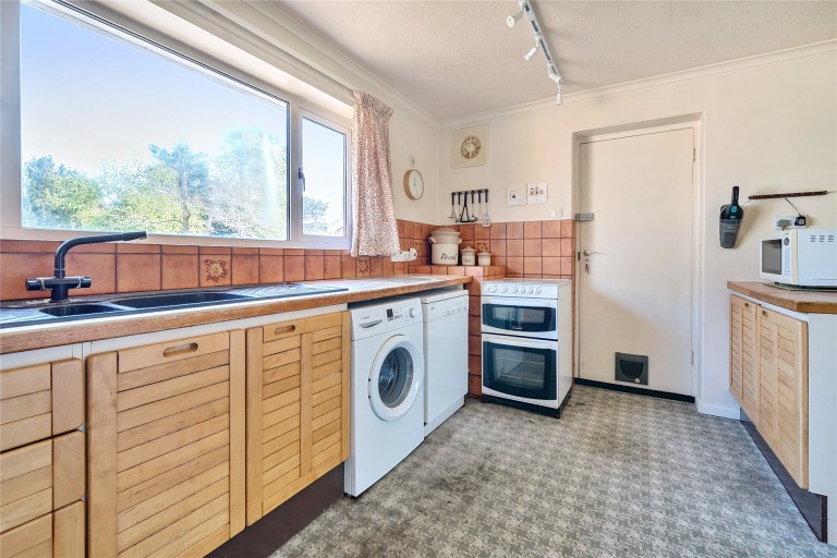 Images for Gold Lane, Biddenham, MK40