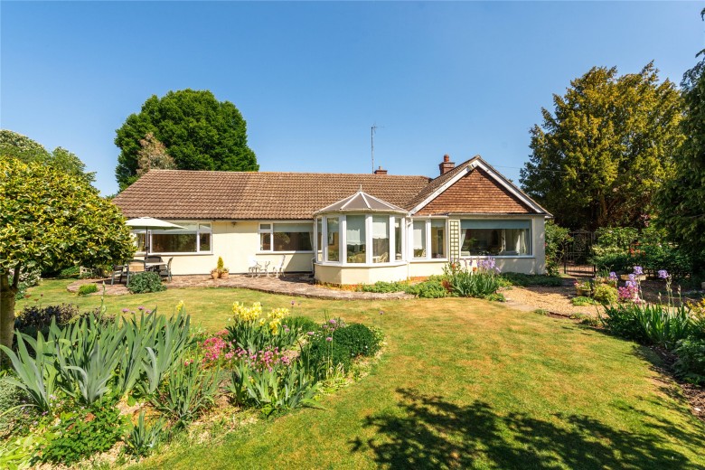 Click the photo for more details of Church End, Biddenham, MK40