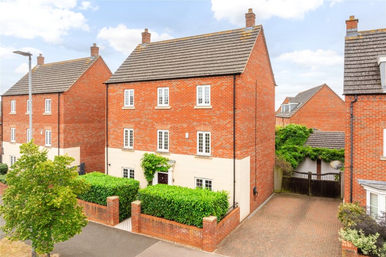 Click the photo for more details of Ashmead Road, MK41