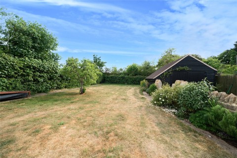 Click the photo for more details of Church End, Biddenham, MK40