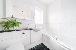 Images for Newstead Way, Bedford, MK41