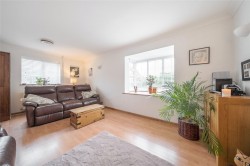 Images for Newstead Way, Bedford, MK41