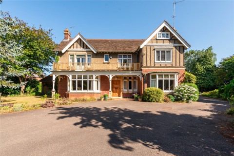 Click the photo for more details of Windmill Hill, Biddenham, MK40
