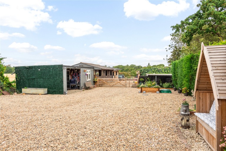 Images for Old Milton Road, Thurleigh, MK44
