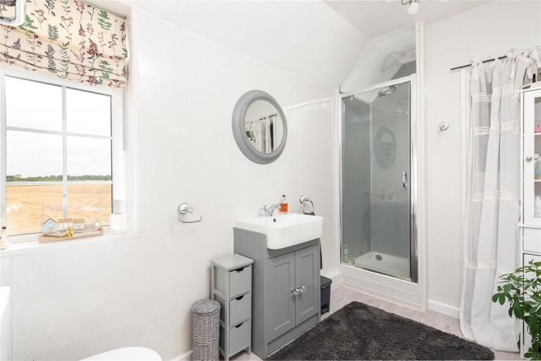 Images for Old Milton Road, Thurleigh, MK44