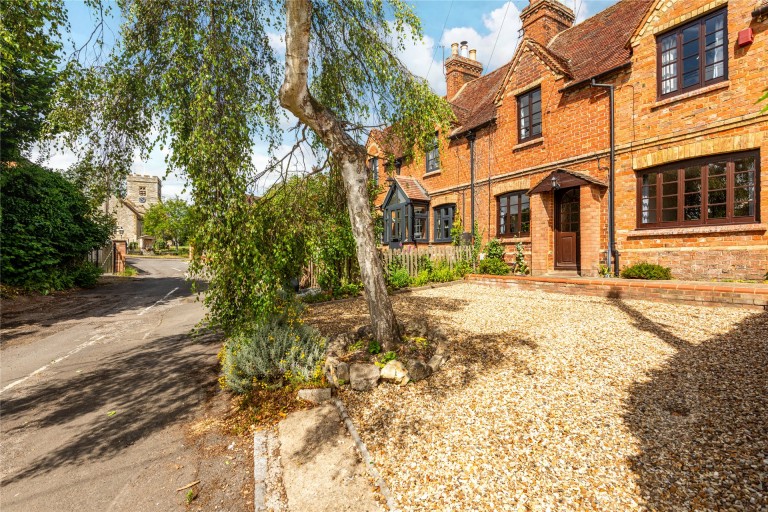 Images for Church End, Adstock, MK18