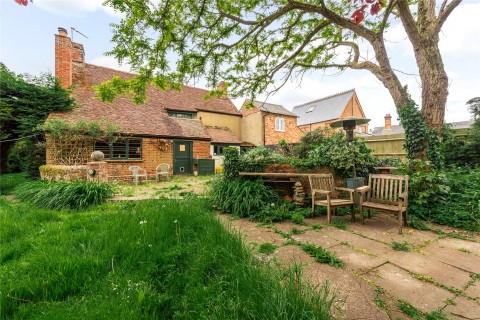 Click the photo for more details of Little Horwood Road, Great Horwood, MK17