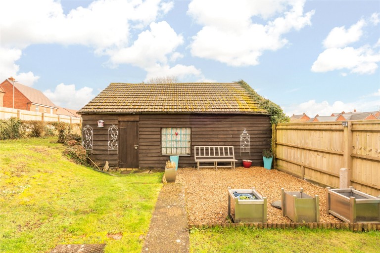 Images for Sunny View, Tingewick Road, MK18