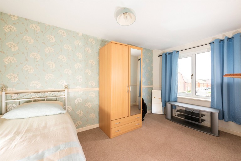 Images for Sunny View, Tingewick Road, MK18